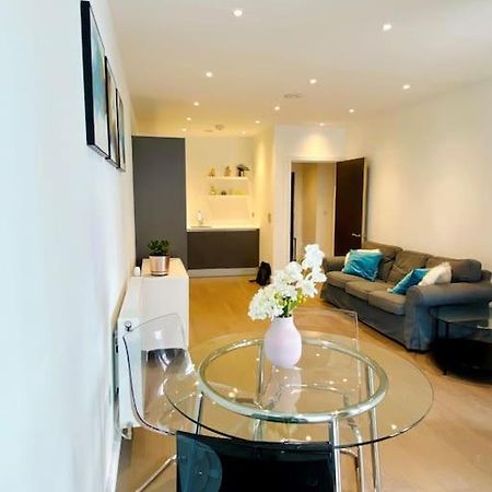 Lovely 1 Bed Flat In North Kensington London Apartment Екстериор снимка
